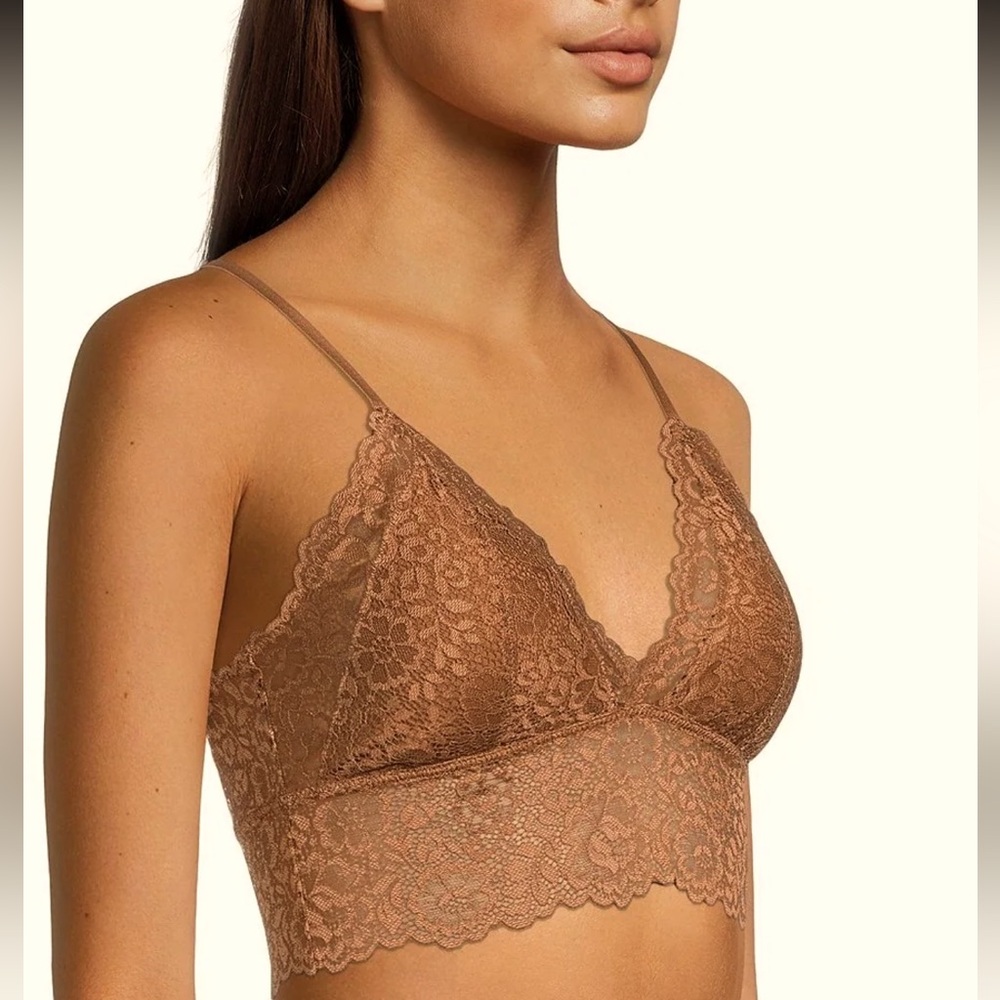 NWT GB
Juniors Triangle Lace Bralette